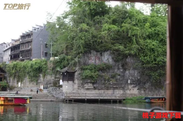《拉拉秘境2：终极逃脱指南》— 全方位策略助你穿越重重难关，成功逃离奇幻世界之旅