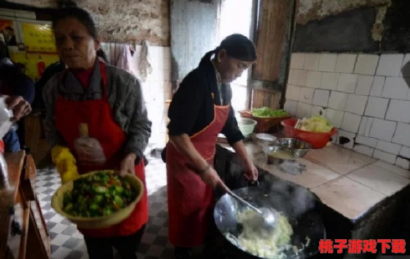 53岁大妈山坡做皮肉生意的原因，热门词：传统手艺、家庭经济、市场需求