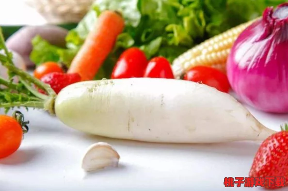 小南吃长门萝卜视频：看他如何品尝这种传统美食的独特方式