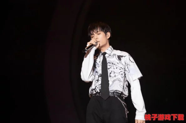 和平精英刺激之夜：华晨宇、宋茜等明星嘉宾闪耀登场，共赴潮流盛宴