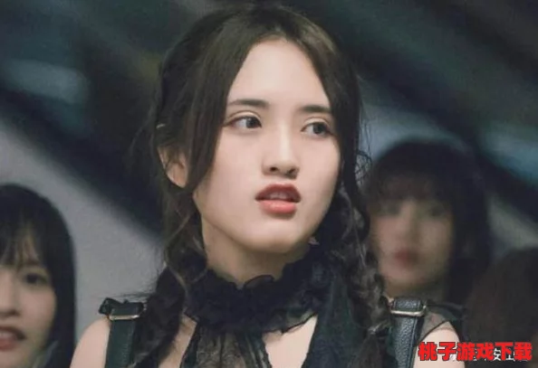 艳母孟若羽：揭示她在影视行业中的影响力与个人成长历程，探讨她的演艺风格及其与观众的情感连接