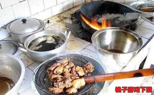 香煮伊在2023久竟然引发全球美食狂潮，成千上万食客争相体验独特风味！