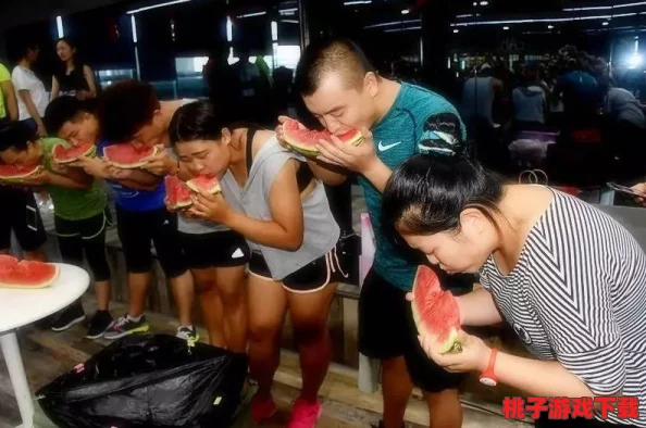 貔貅直播app免费吃瓜＂引发热议：到底是什么让民众纷纷涌向现场抢购？惊人场景令人目不暇接！