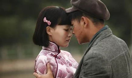 爆炒多汁小美人通感双胞胎燎锋＂震撼出现，网友狂潮围观，双胞胎竟然能在厨房里创造奇迹！
