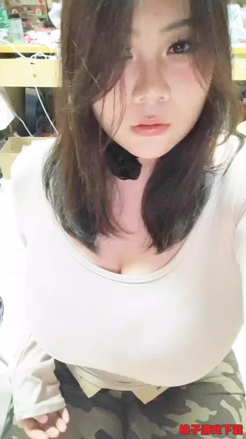 农村妇女野外BBwBBW：用户评价表示内容真实有趣，值得一看，摄影技巧高超并且毫无夸张