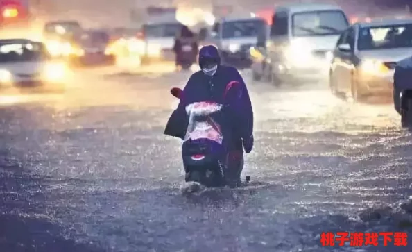 下暴雨回不去和上司单独相处，面对突如其来的雨水我却在思考职场的微妙关系与沟通技巧
