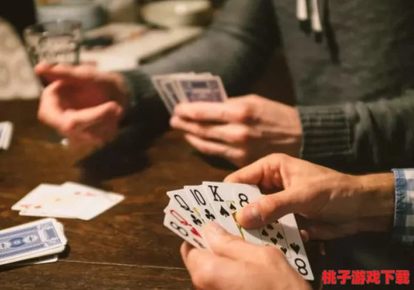 日本人打牌不盖被子，竟因一位神秘高手的出现引发了全城热议，大家纷纷猜测他的真实身份！