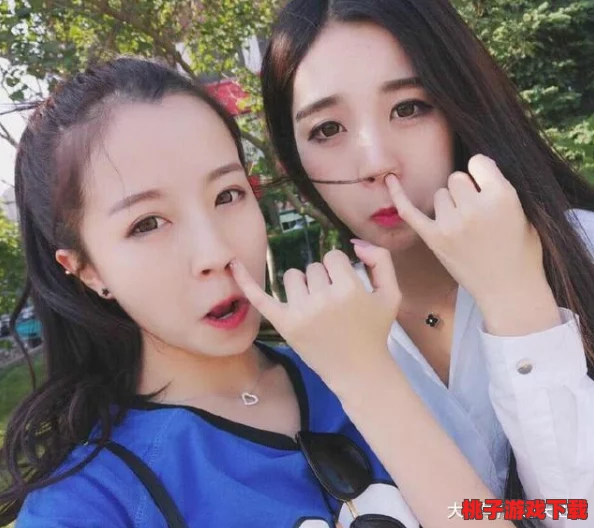 女尤 反差女友：她的真实身份竟让人感到震惊，与叛逆形象截然相反的生活曝光！
