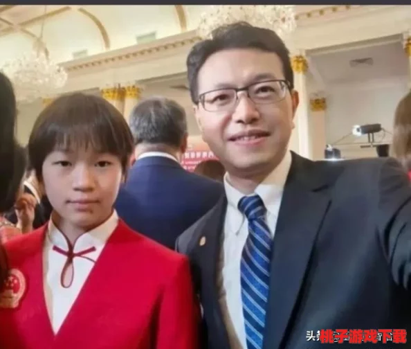 公司酒会被带进洗手间，竟然在如此正式场合竟发生这样的事情，众人目瞪口呆！