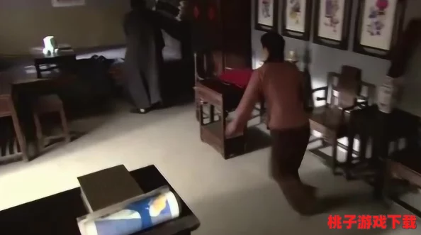 电梯内梅开二度活春，网友热议：这样的场景让人感到惊讶与无奈，现代生活中的尴尬瞬间真是层出不穷