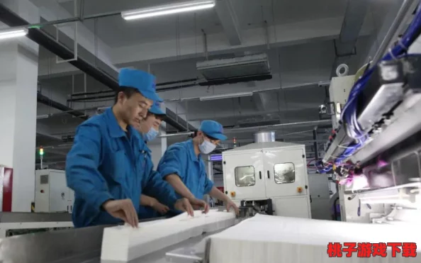 晓可耐：网友热议其独特风格与创意，纷纷表示对品牌的喜爱和期待未来更多新产品的推出