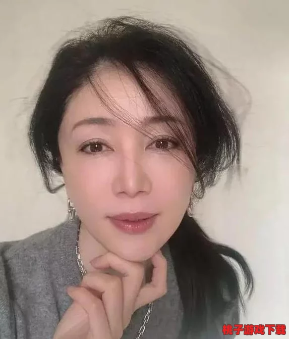 沈阳45岁老阿姨最后巅峰：她在生活的各个方面展现出令人惊叹的成就与活力，成为许多人心中的榜样