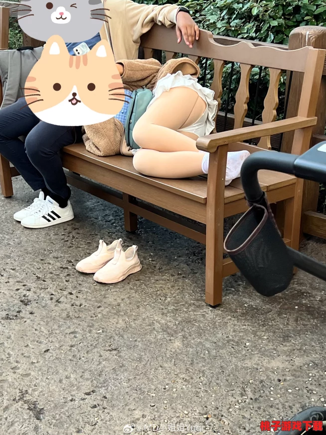 撒-尿正面BBwBBWBBW毛中国：某知名明星被拍到在公共场合不雅行为，引发网友热议与讨论！