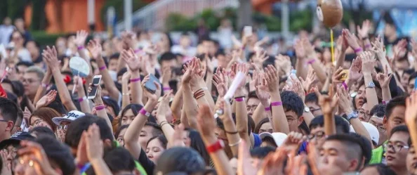 沈阳老阿姨最后的巅峰乌克兰：从历史视角看乌克兰在全球政治中的角色与影响力分析