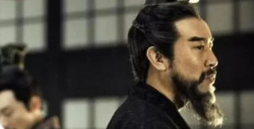 乱世烽烟剧本开荒：全球最大的虚拟现实游戏遭黑客攻击，玩家数据泄露引发恐慌！