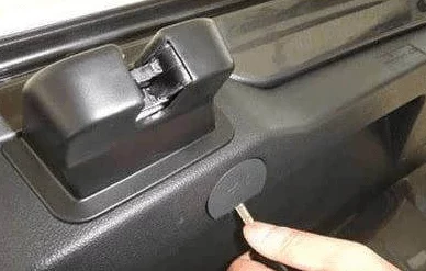 少爷被多个暗卫肉高h，竟然在深夜秘密进行如此不可思议的事情，引发众人热议与猜测！