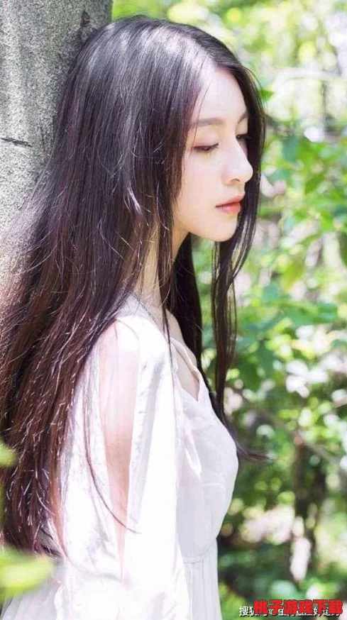 毛茸茸的女人明户：揭示了一个关于女性自我表达与社会认同之间复杂关系的故事，展现了多样化美的独特视角