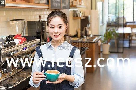 宅福利无圣光：在当今社会，许多人追求的“宅文化”中，虽然享受着各种便利和娱乐，但却常常缺乏真实的人际互动与精神寄托